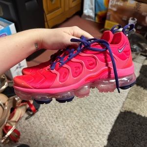 Vapor Max Plus Nike shoes